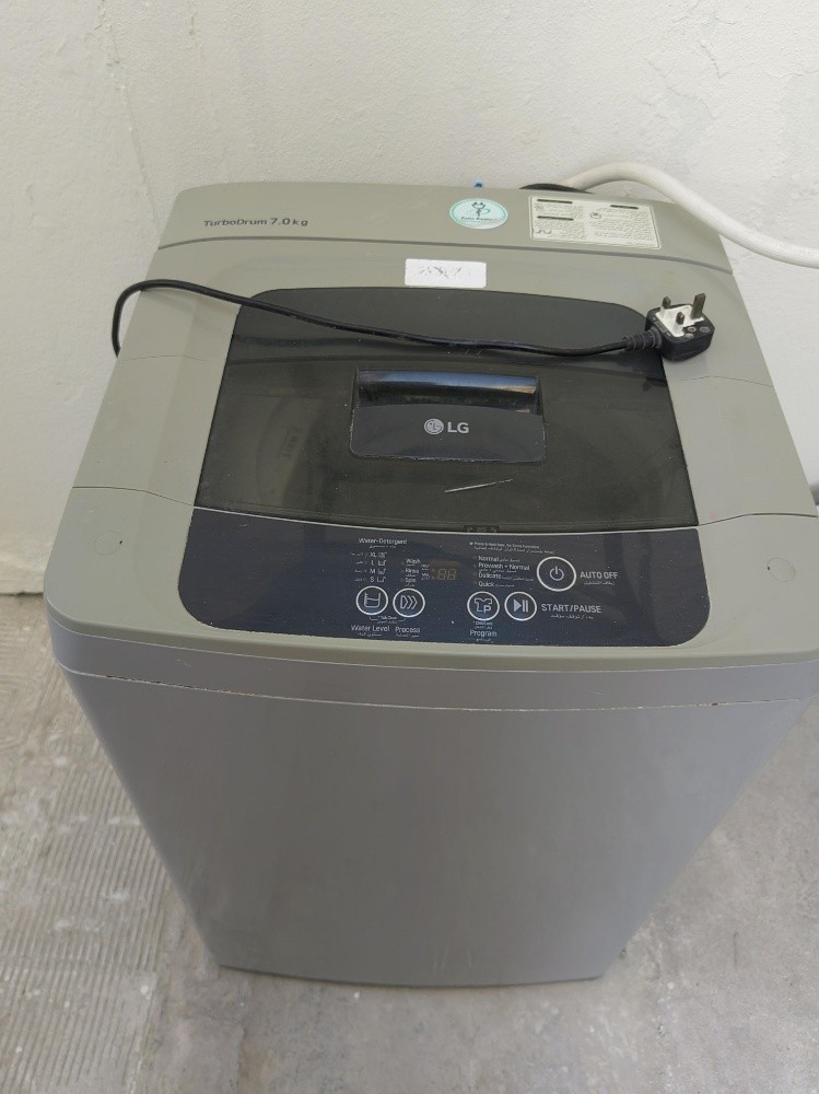 LG washing machine - 1