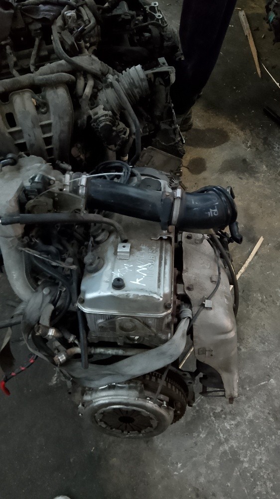 L200 engine - 1