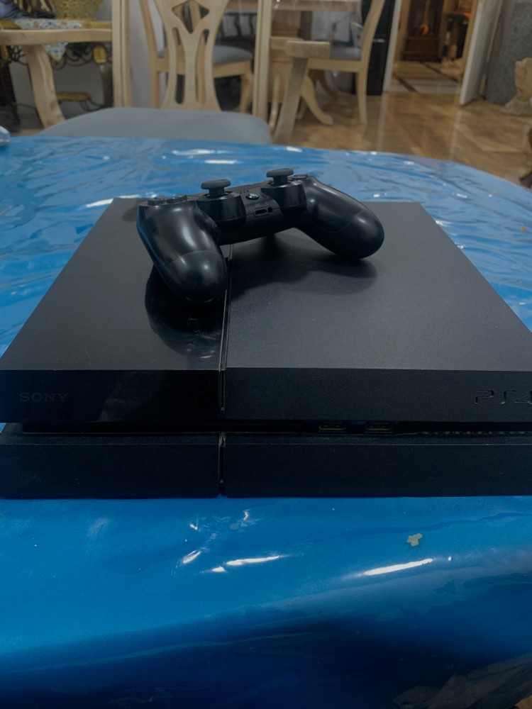 PlayStation 4 sale - 1