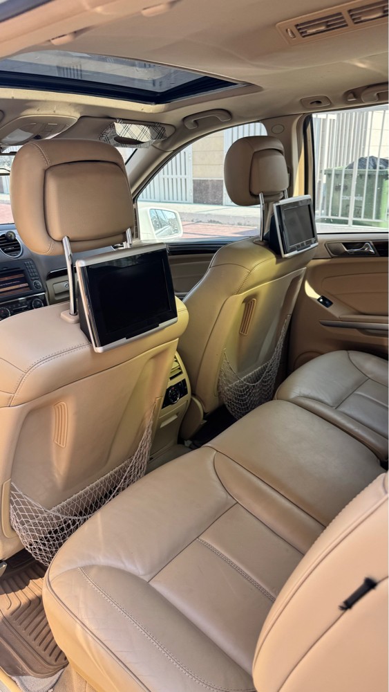 Mercedes GL500 2011 - 14