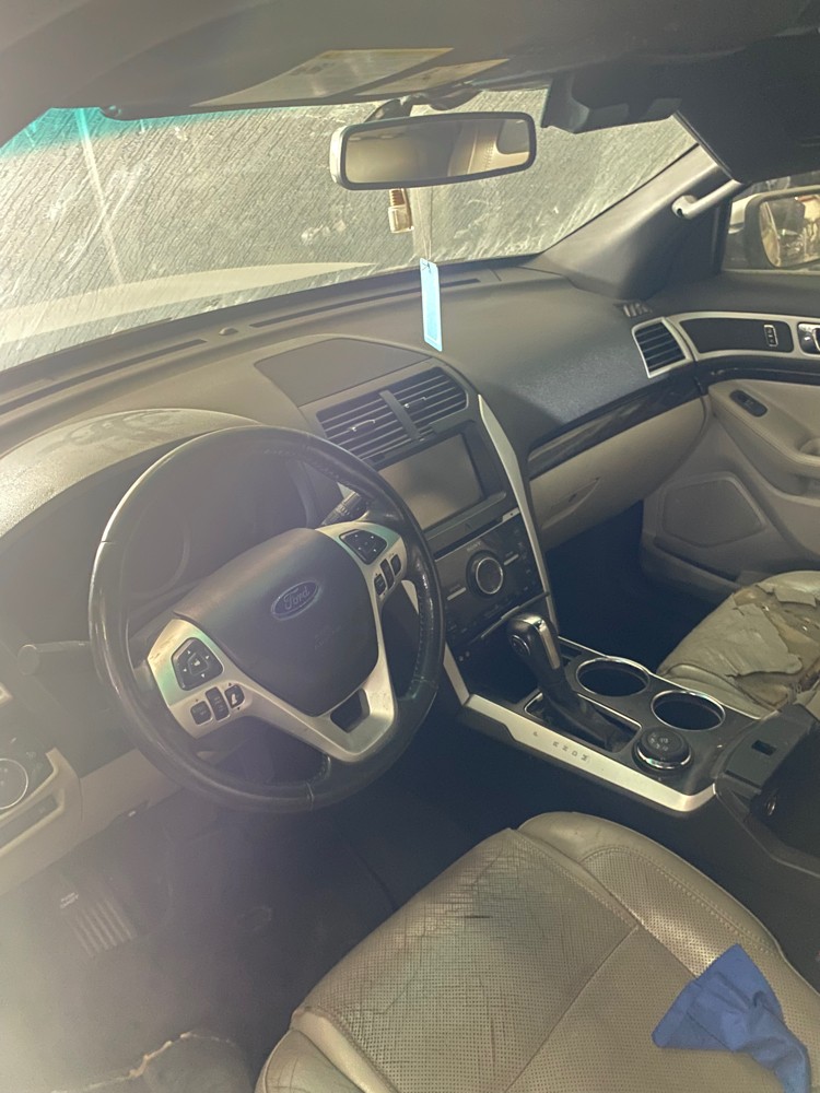 ford explorer 2014 scrap parts - 6