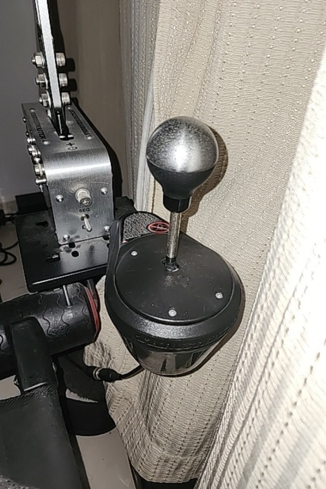 Thrustmaster simulator PC&xbox - 4