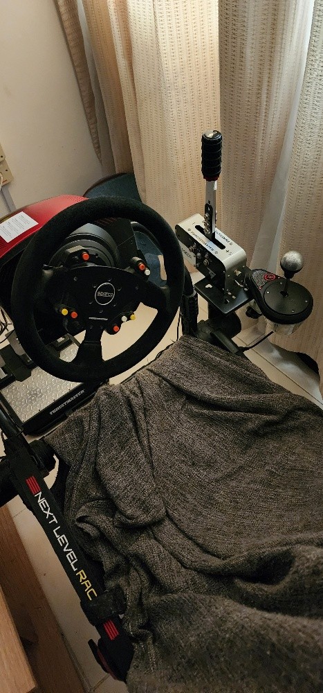 Thrustmaster simulator PC&xbox - 1