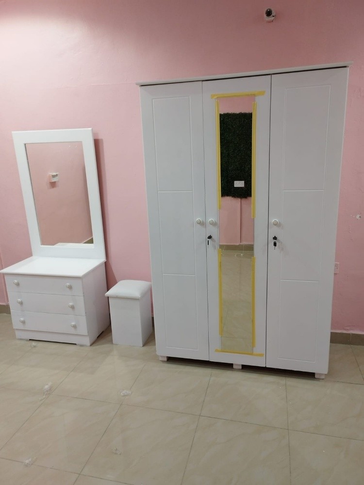 we selling new furniture - 7