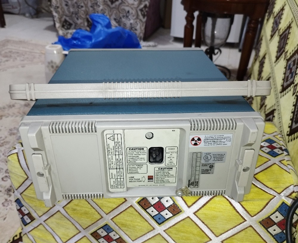 tektronix 2211 - 2