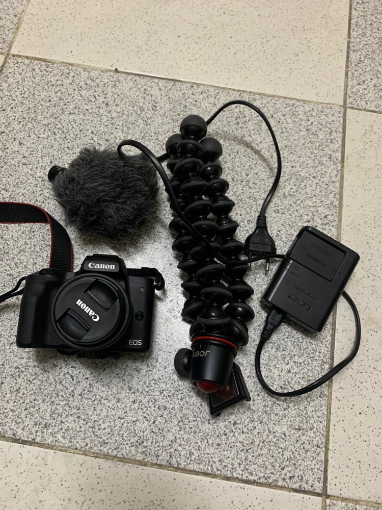 Canon M50 - 3