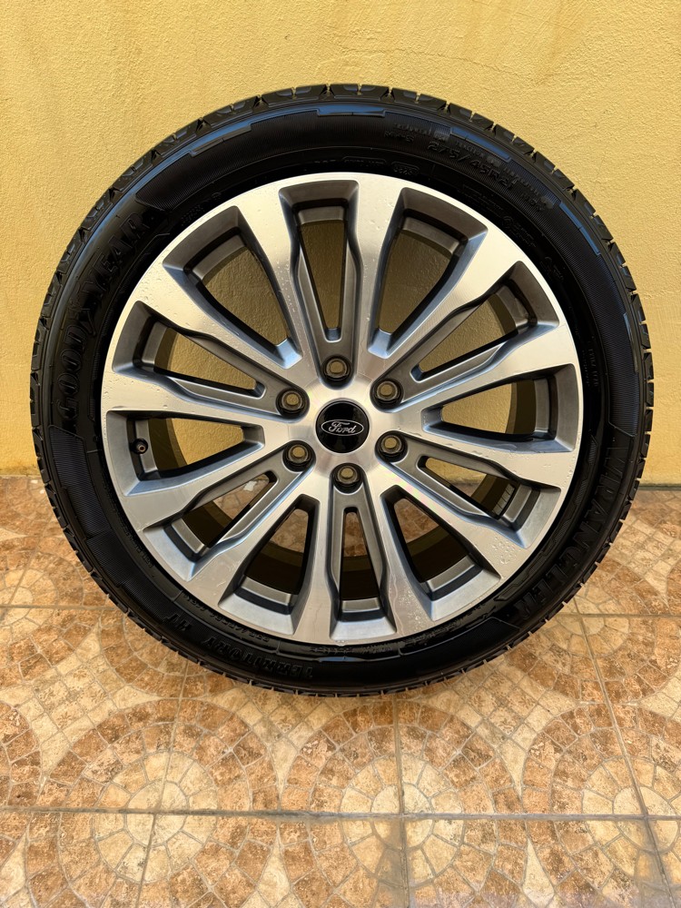 for sale 4 rims  - rims only  - 1