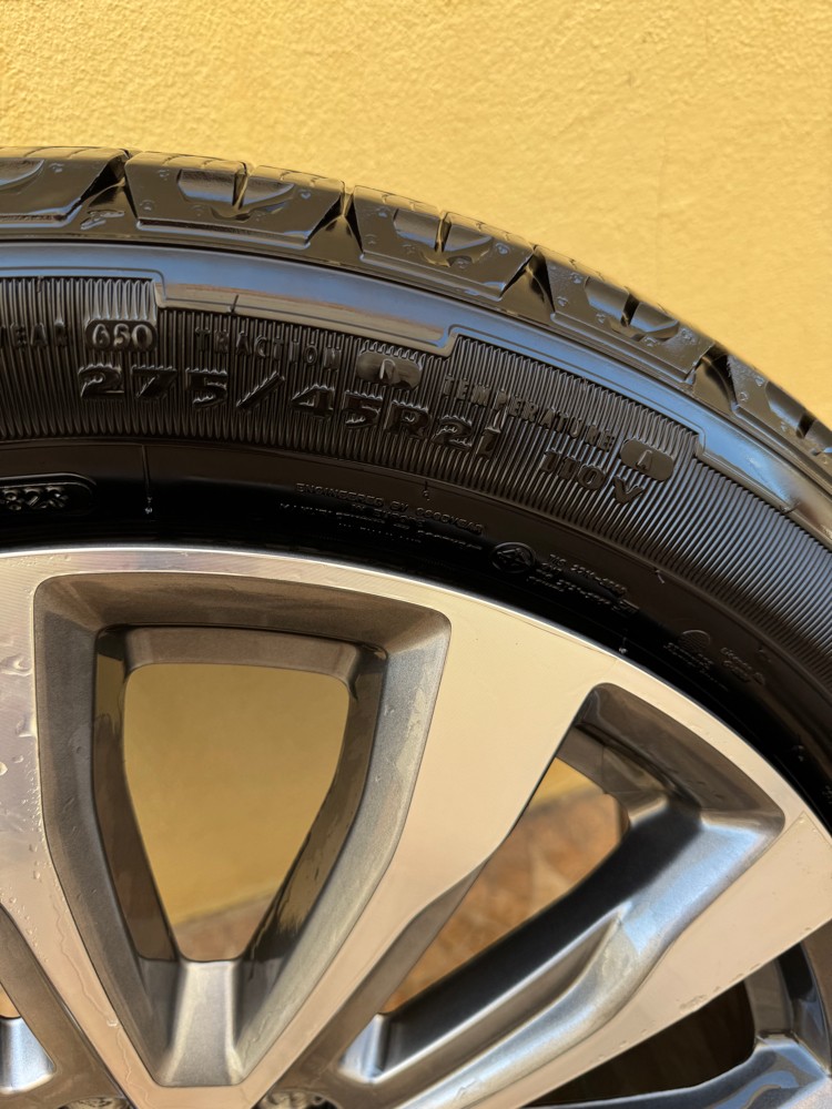 for sale 4 rims  - rims only  - 2