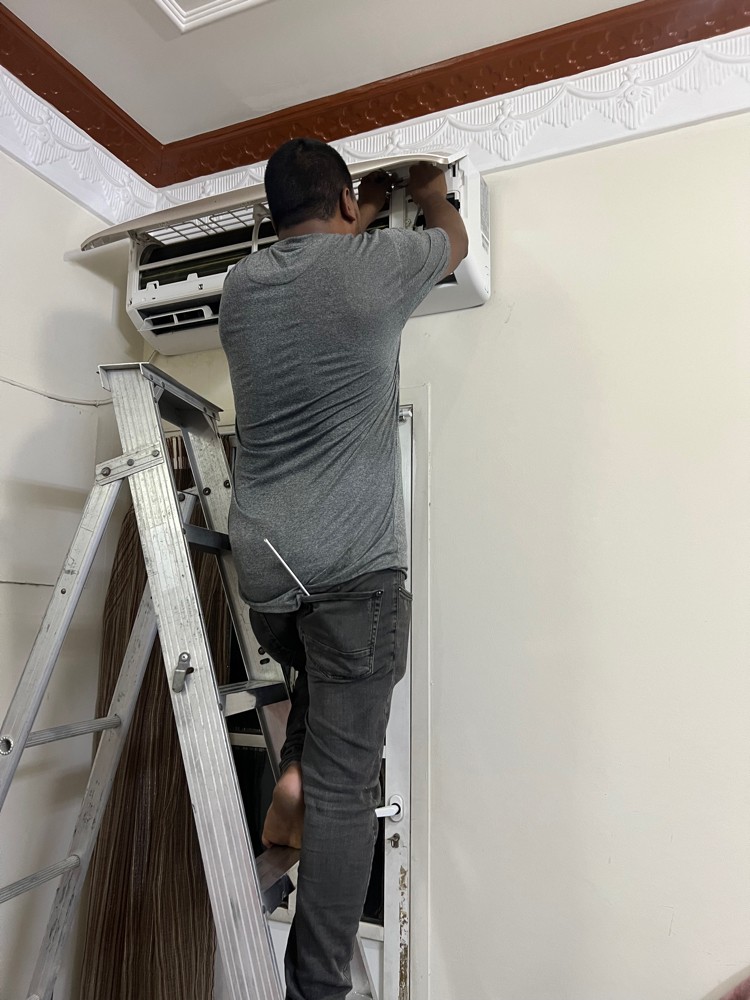 Ac service repair and maintenance - 1