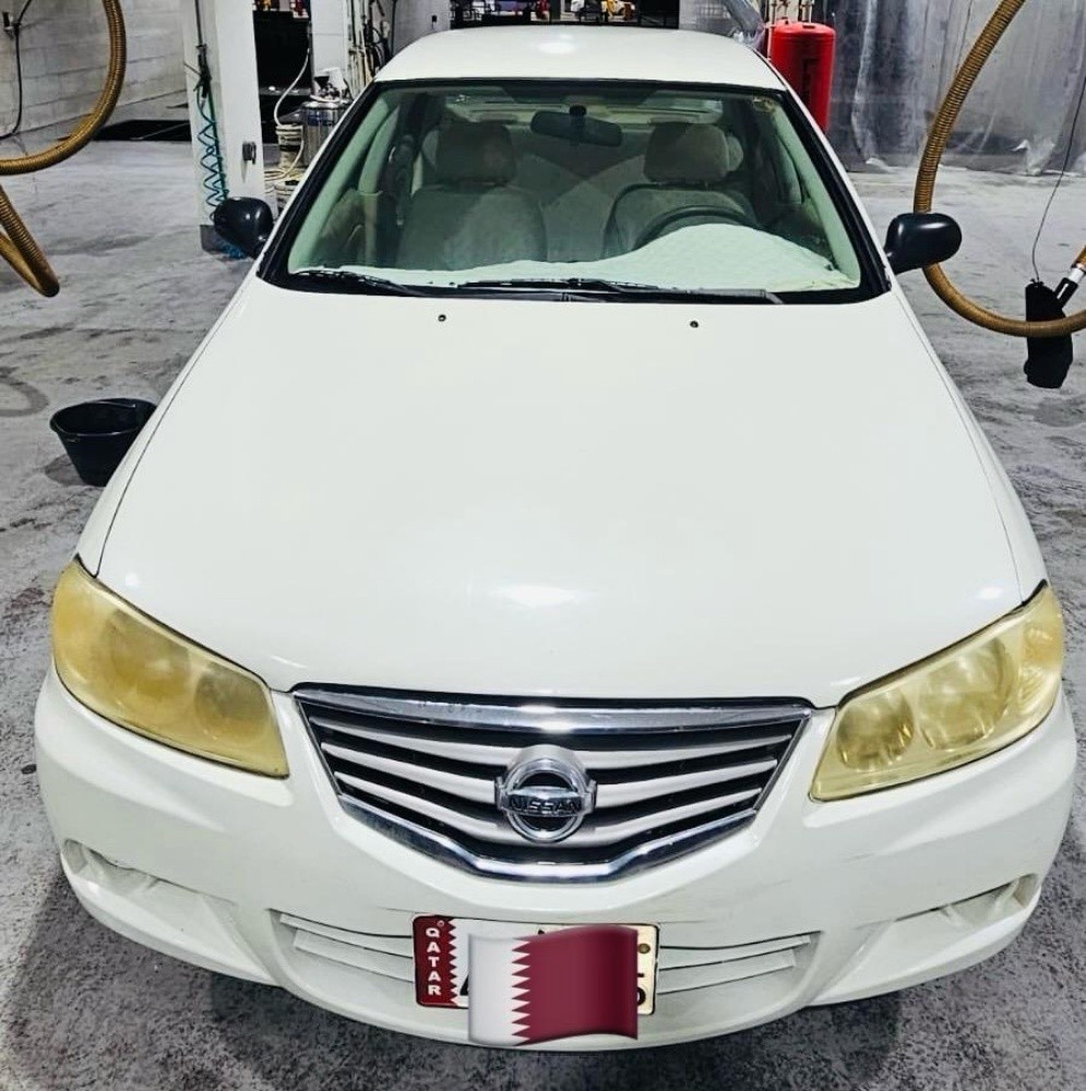 Nissan Sunny - 2
