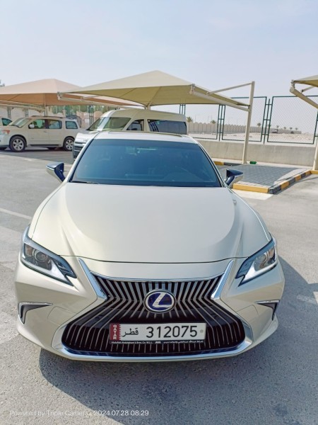 LEXUS ES300H - 1