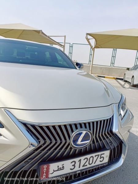 LEXUS ES300H - 7