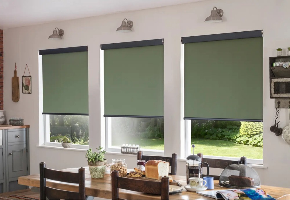 Roller blinds. - 3