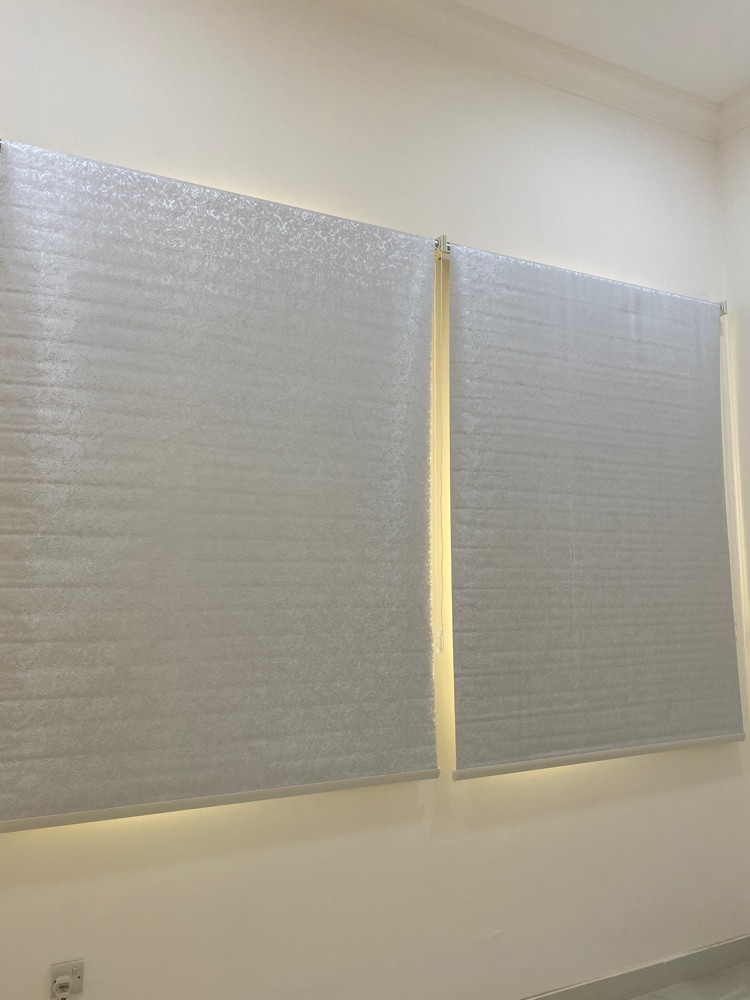 Roller blinds. - 6