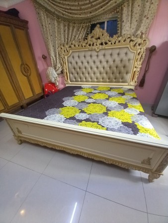 BED ,MATTRESS AND STABLE - 4