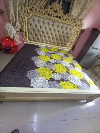 BED ,MATTRESS AND STABLE - 3