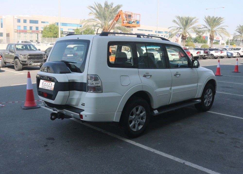 Mitsubishi Pajero - 5