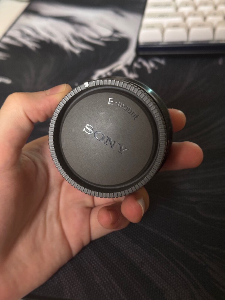 Sony 16-50 3.5-5.6 OSS lens - 1