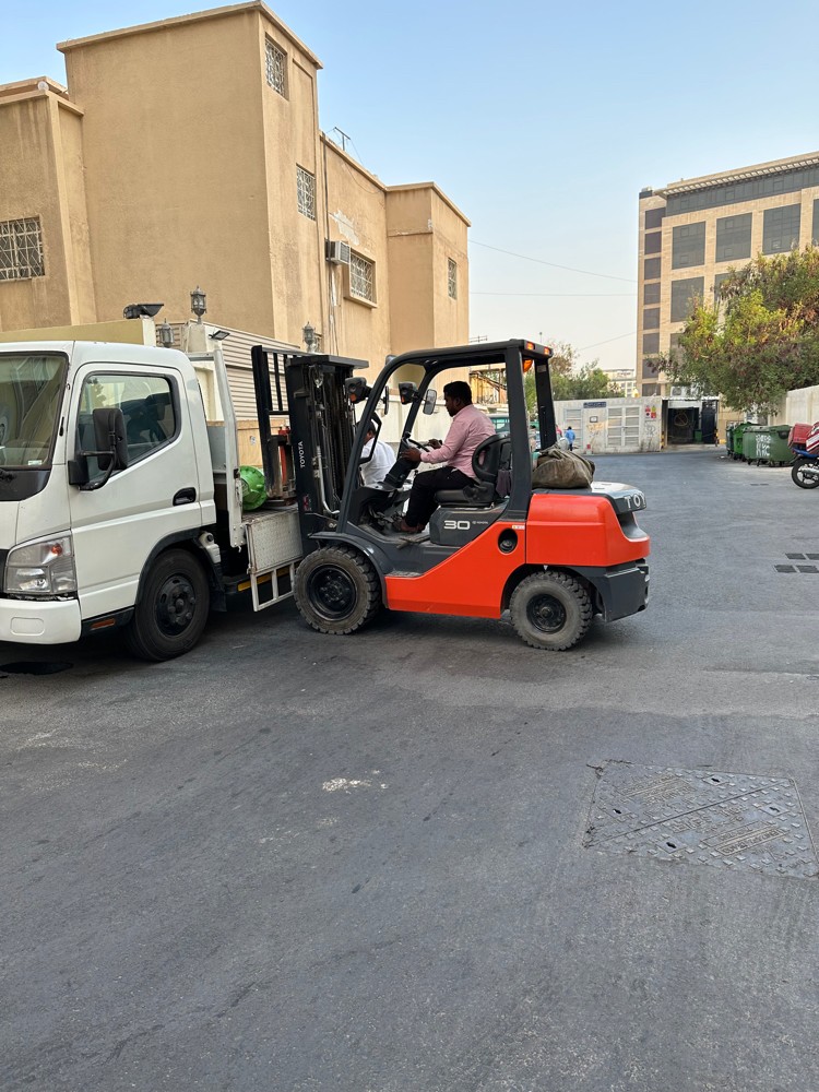 DAFACOOL FORKLIFT SERVES - 1