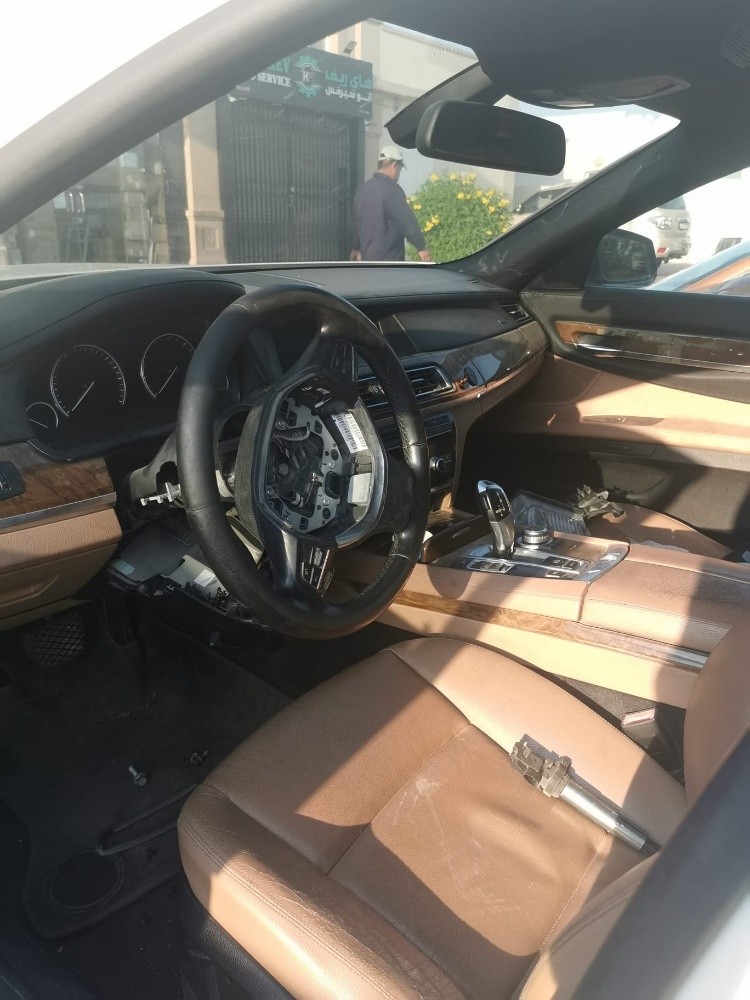 بي ام 740 سكراب - 2
