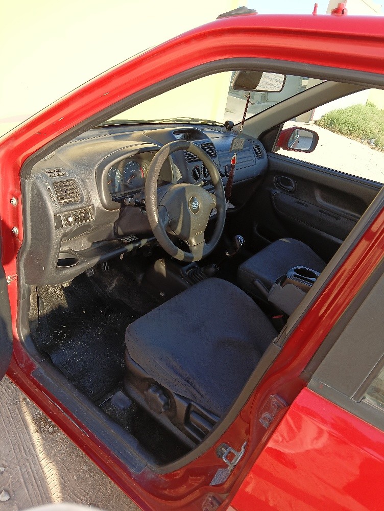 Suzuki Alto - 1