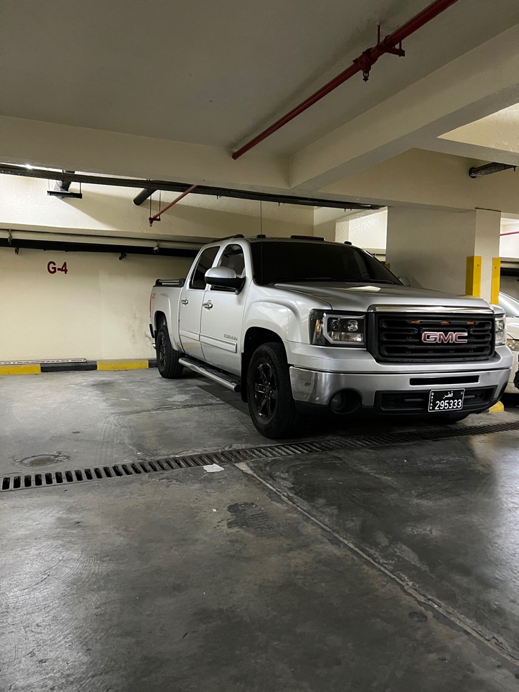 GMC Sierra SLE 4x4 - 2