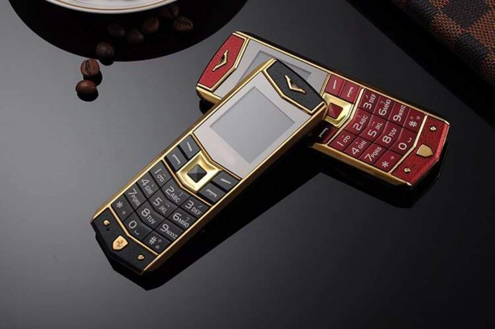 Nokia e52 new with box - 15