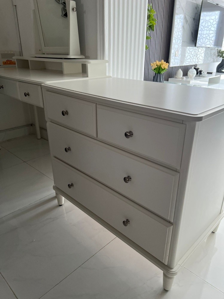 Buying Used Household Furniture - 5
