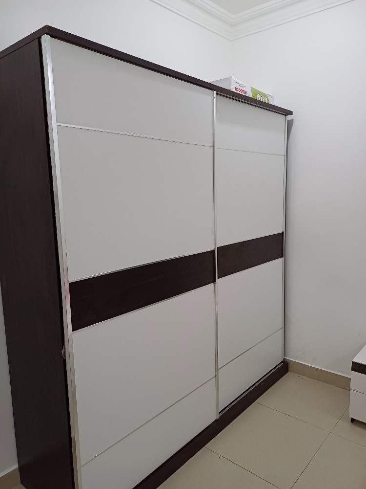 Buying Used Household Furniture - 8