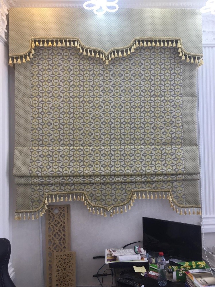 curtains sofa carpet parquet - 8