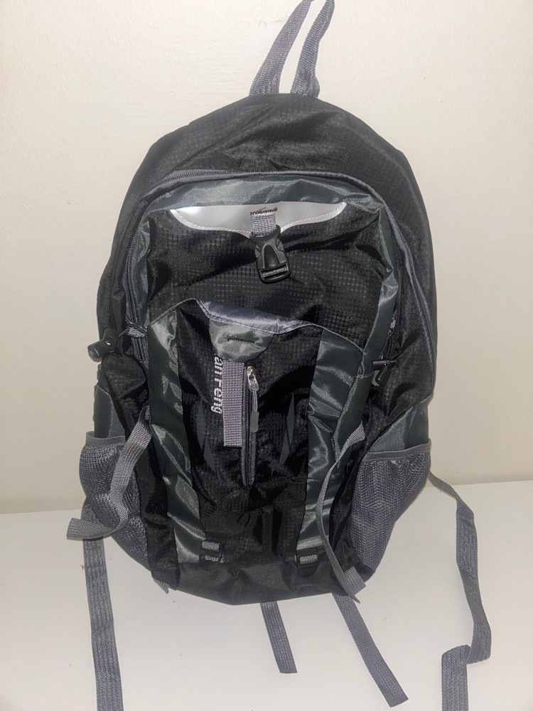 Hiking backpack 24L - 1
