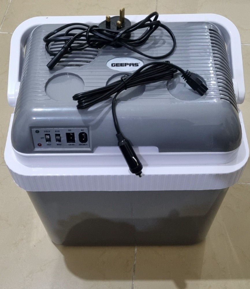 Hot & cold car or anywhere fridge - 3