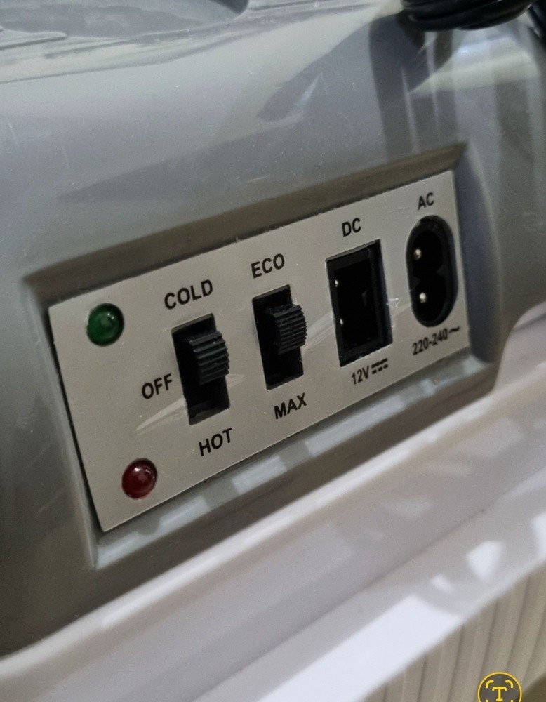 Hot & cold car or anywhere fridge - 4