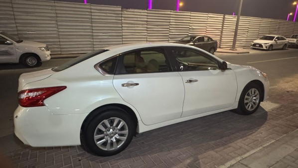 For Sale Nissan Altima 2018 - 4