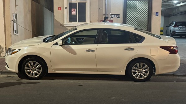 For Sale Nissan Altima 2018 - 3