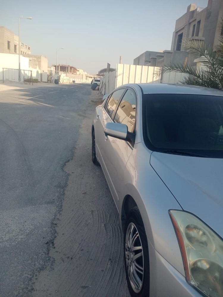 Nissan Altima - 3