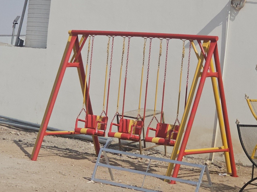 Children's swing - 8