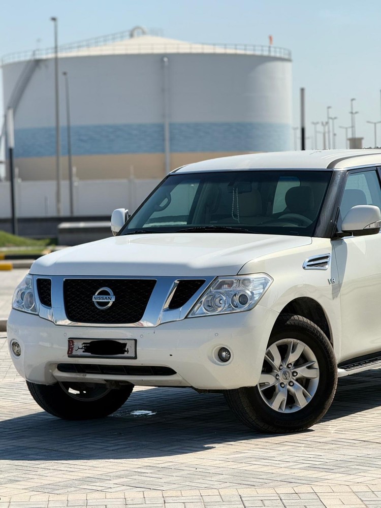 Nissan Patrol  - 2