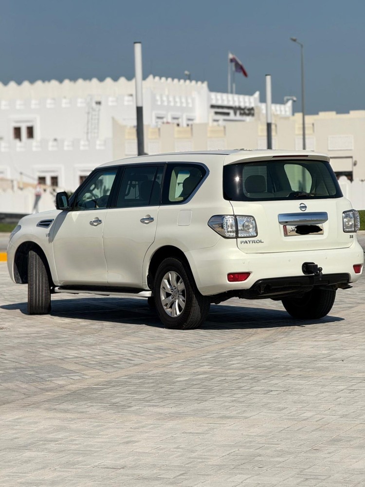 Nissan Patrol  - 3