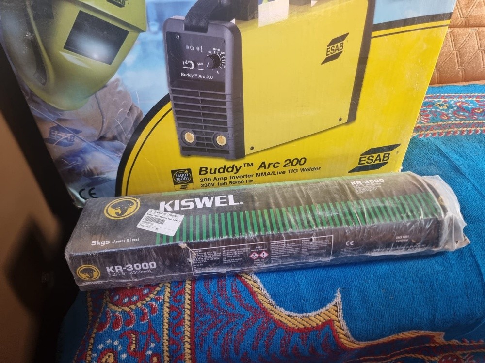 A small welding machine - 5