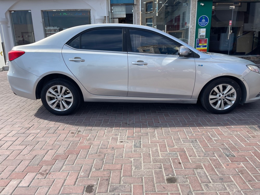 MG 360 2019  - 4