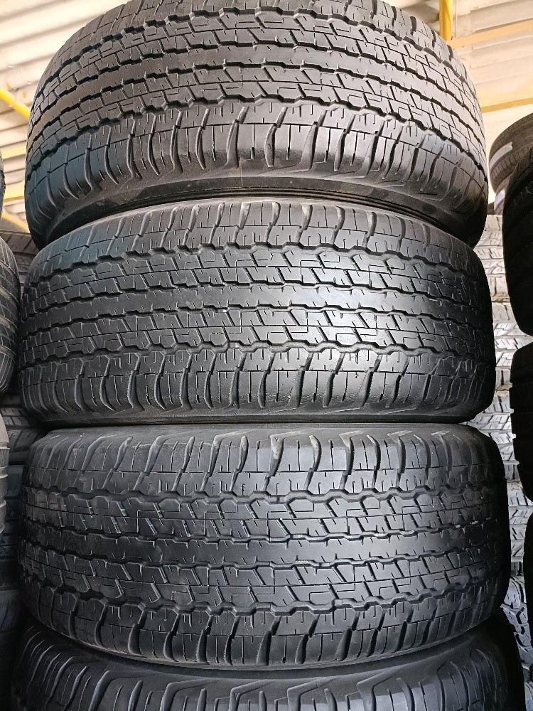 285/65/17#dunlop tyre - 1