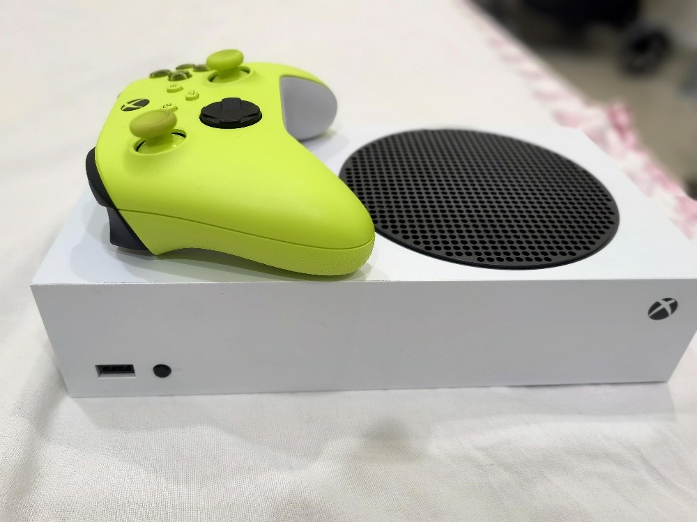 XBOX SERIES S 512Gb 4K 120 HZ - 2