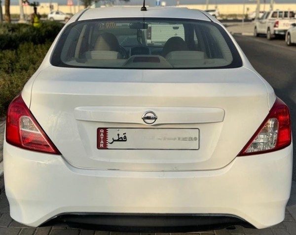 Nissan Sunny*Selling - 4