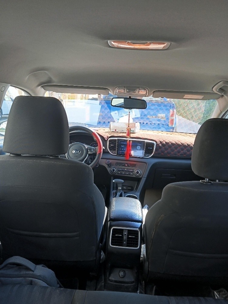 KIA SPORTAGE - 11