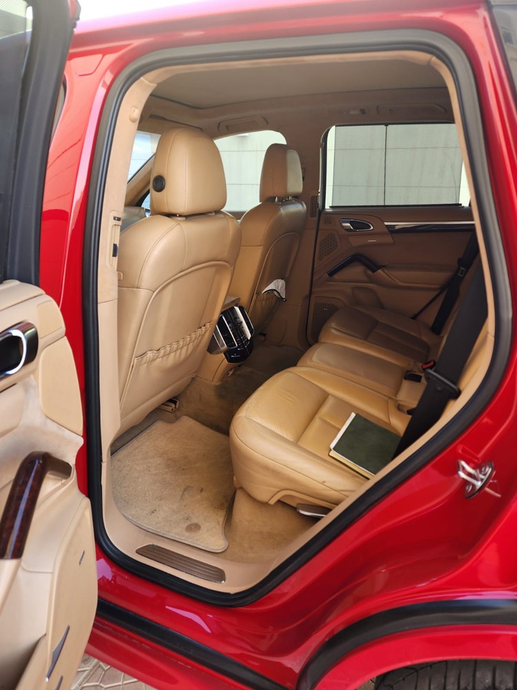 Porsche cayenne  - 10