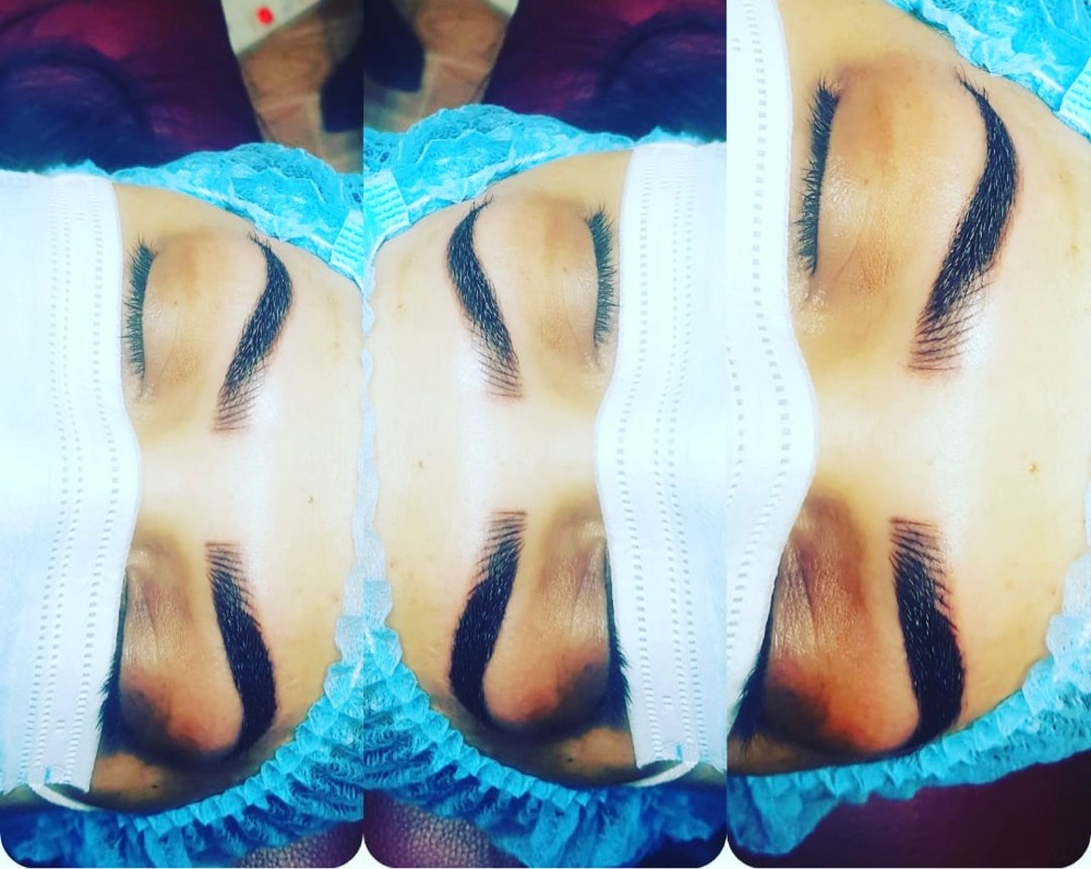 خبيره تجميل  - 1