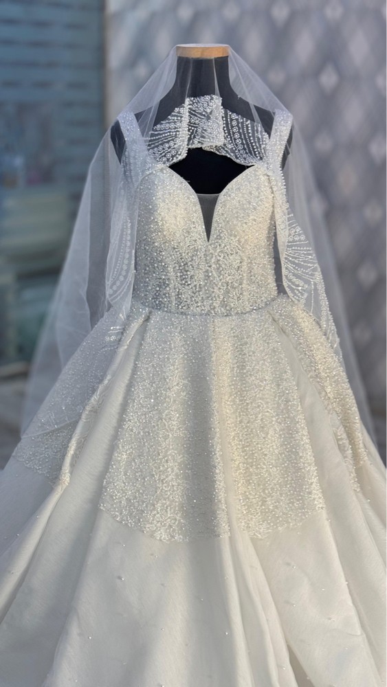 wedding dress - 4