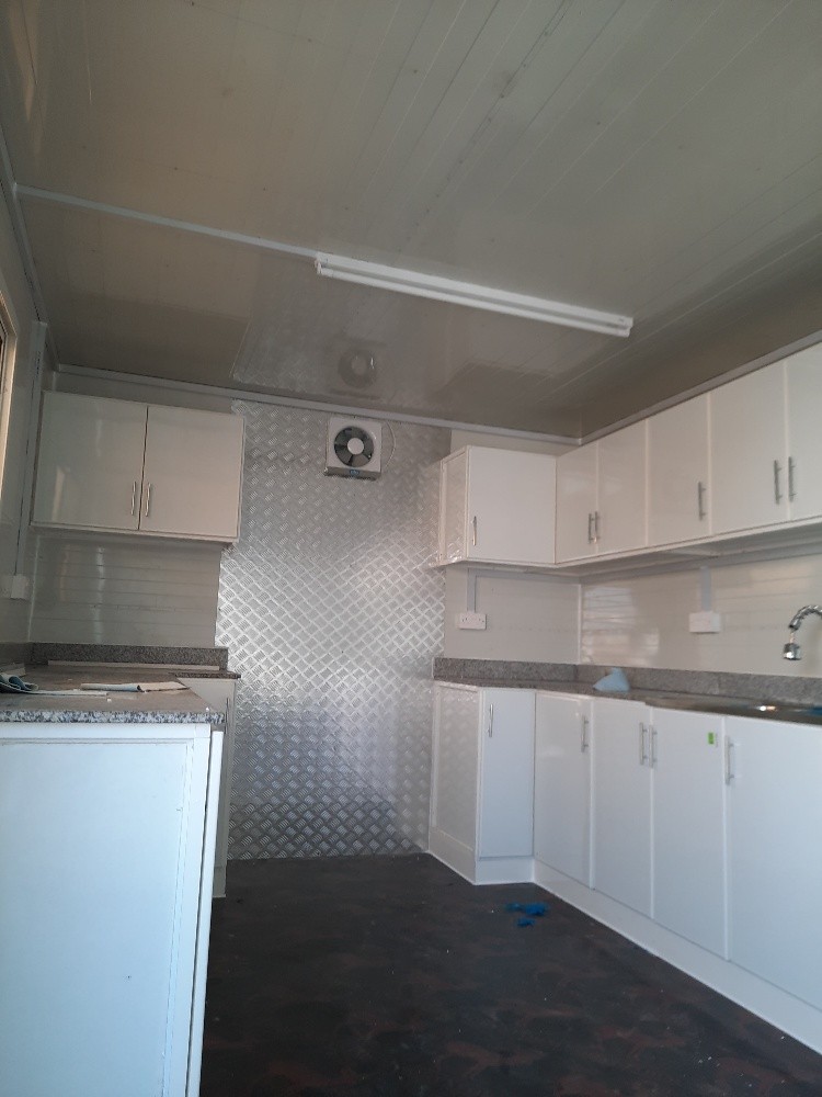 kitchen with wheels - 6