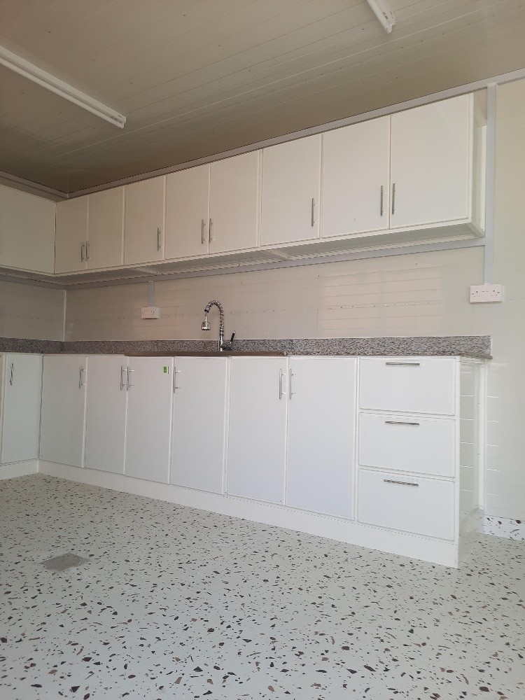 kitchen with wheels - 1